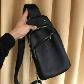 Picture of Louis Vuitton Mens Bags _SKUfw216748776fw